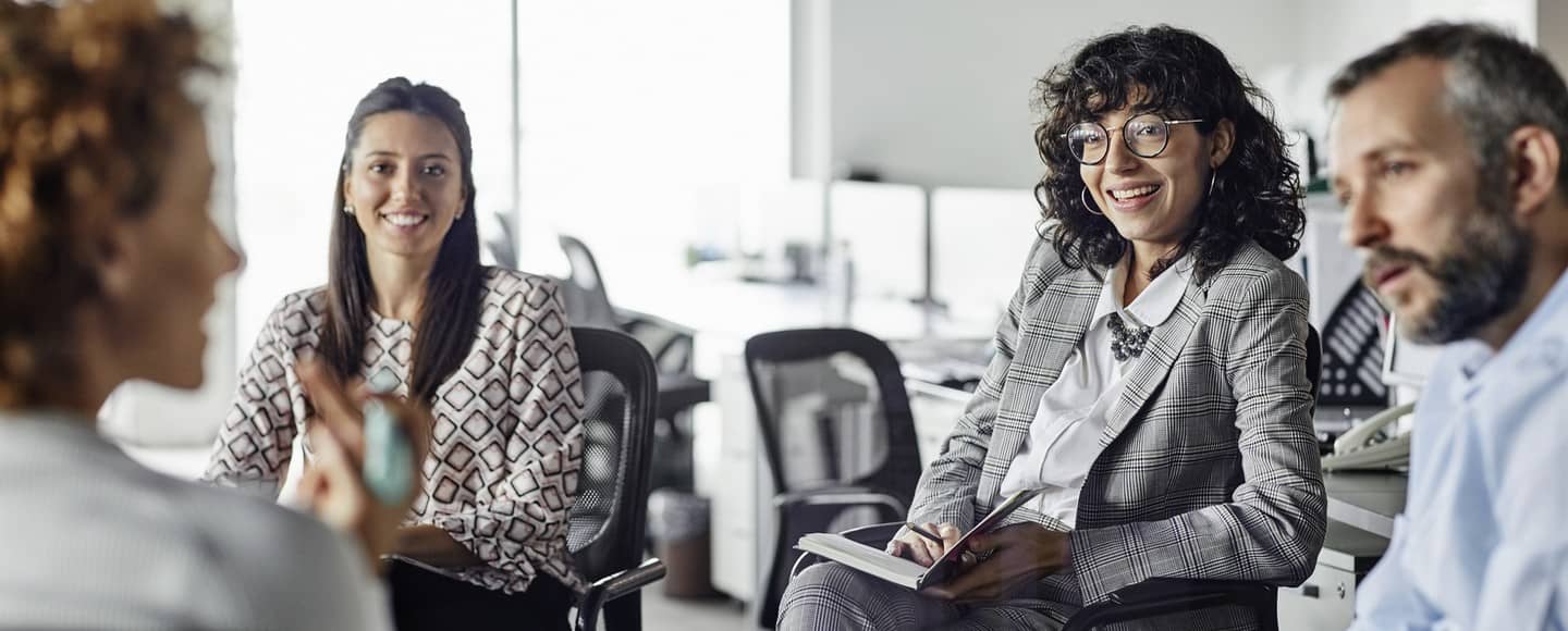 Entrepreneuriat hybride : allier ambition professionnelle et sécurité financière