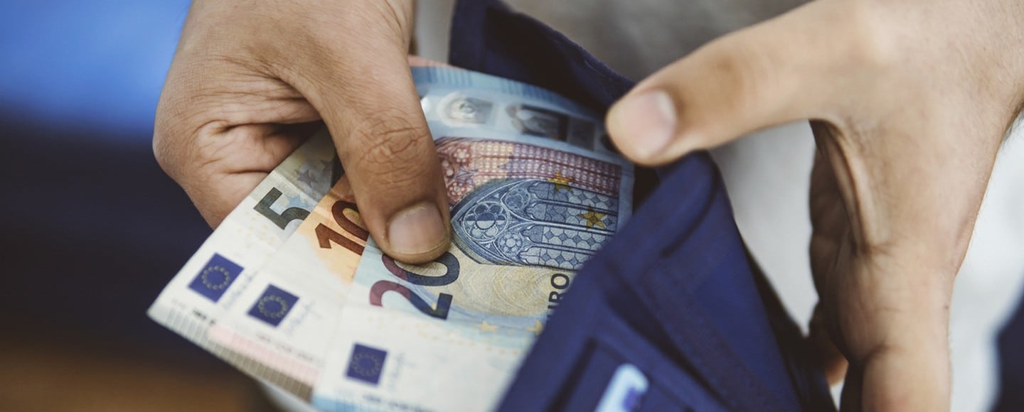 Le montant du SMIC net passe à 1 353 euros