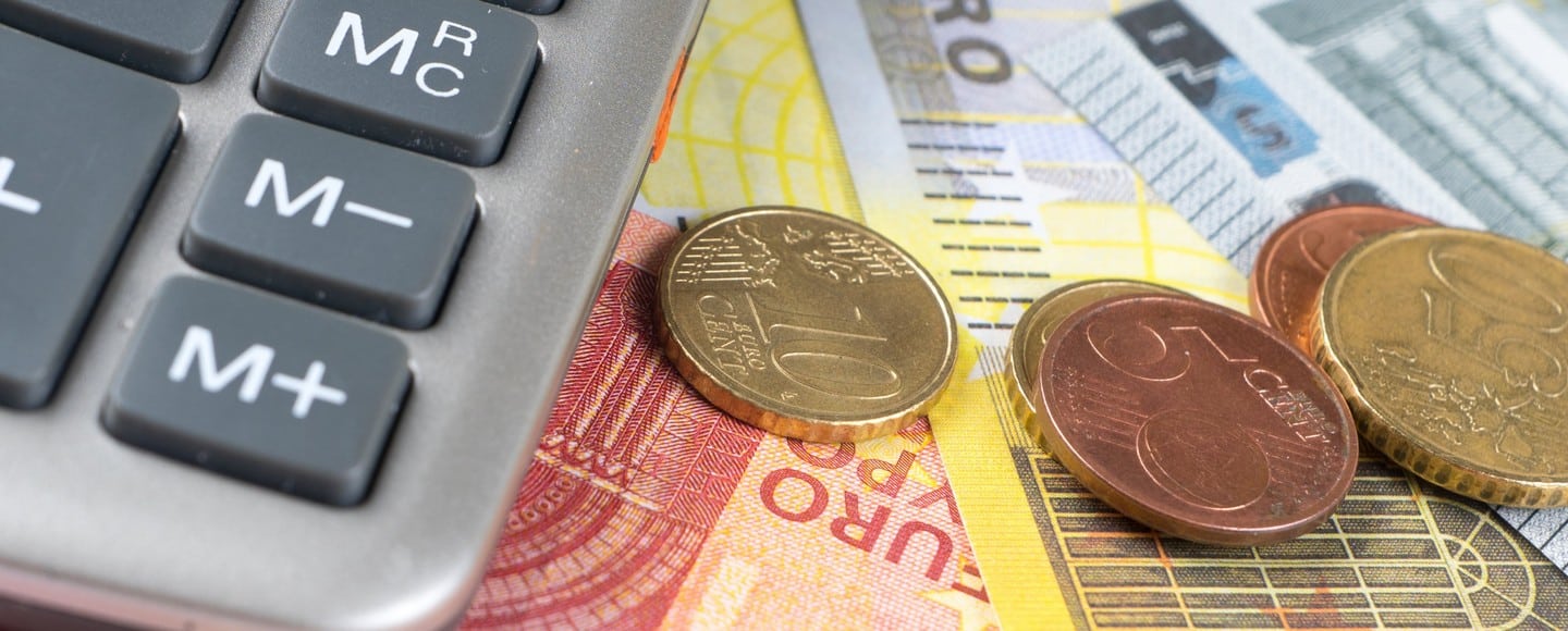Perspective du SMIC à 1600 euros : focus sur les répercussions économiques