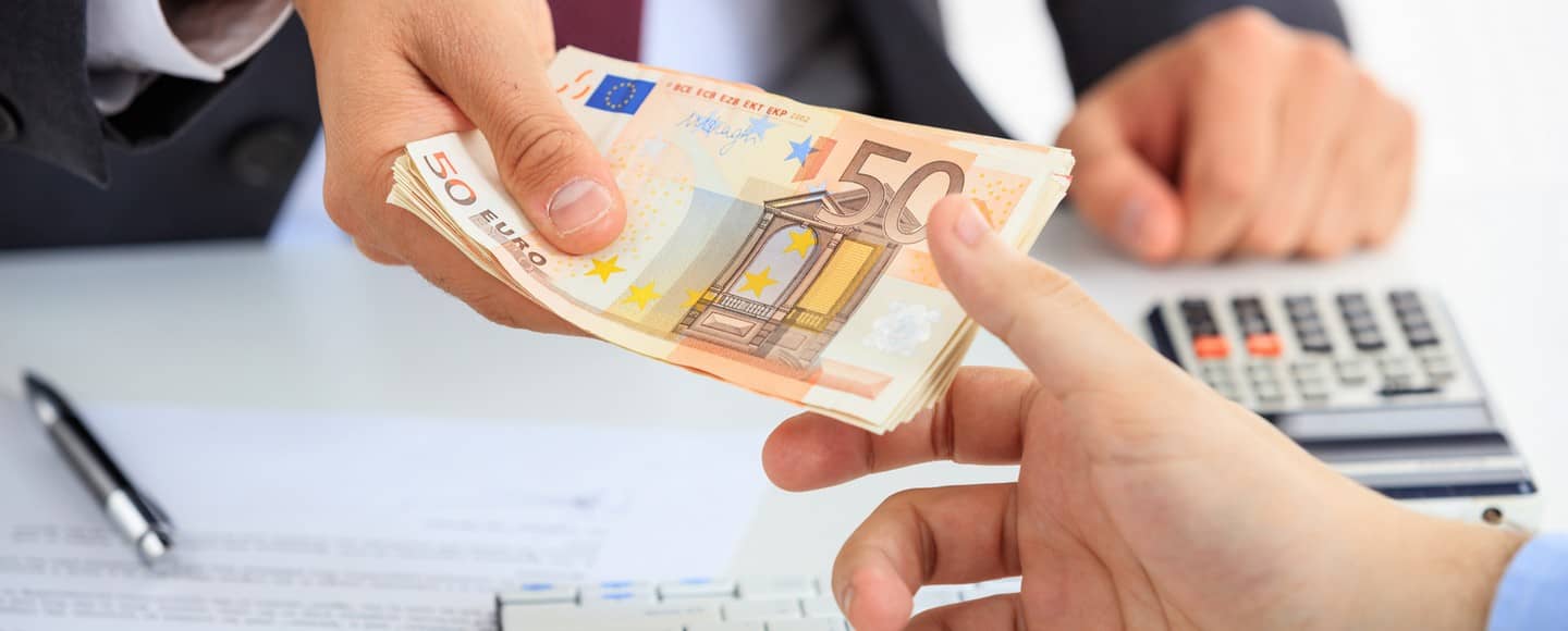 Le salaire à la demande gagne en popularité chez les travailleurs français