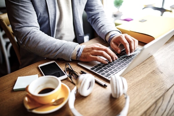 Sens au travail français