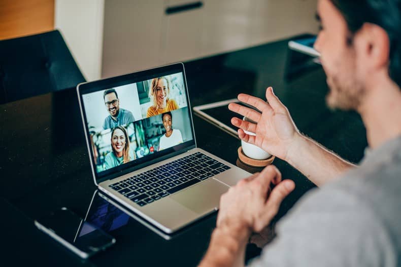 Les salariés plébiscitent la poursuite du télétravail, mais avec un meilleur encadrement